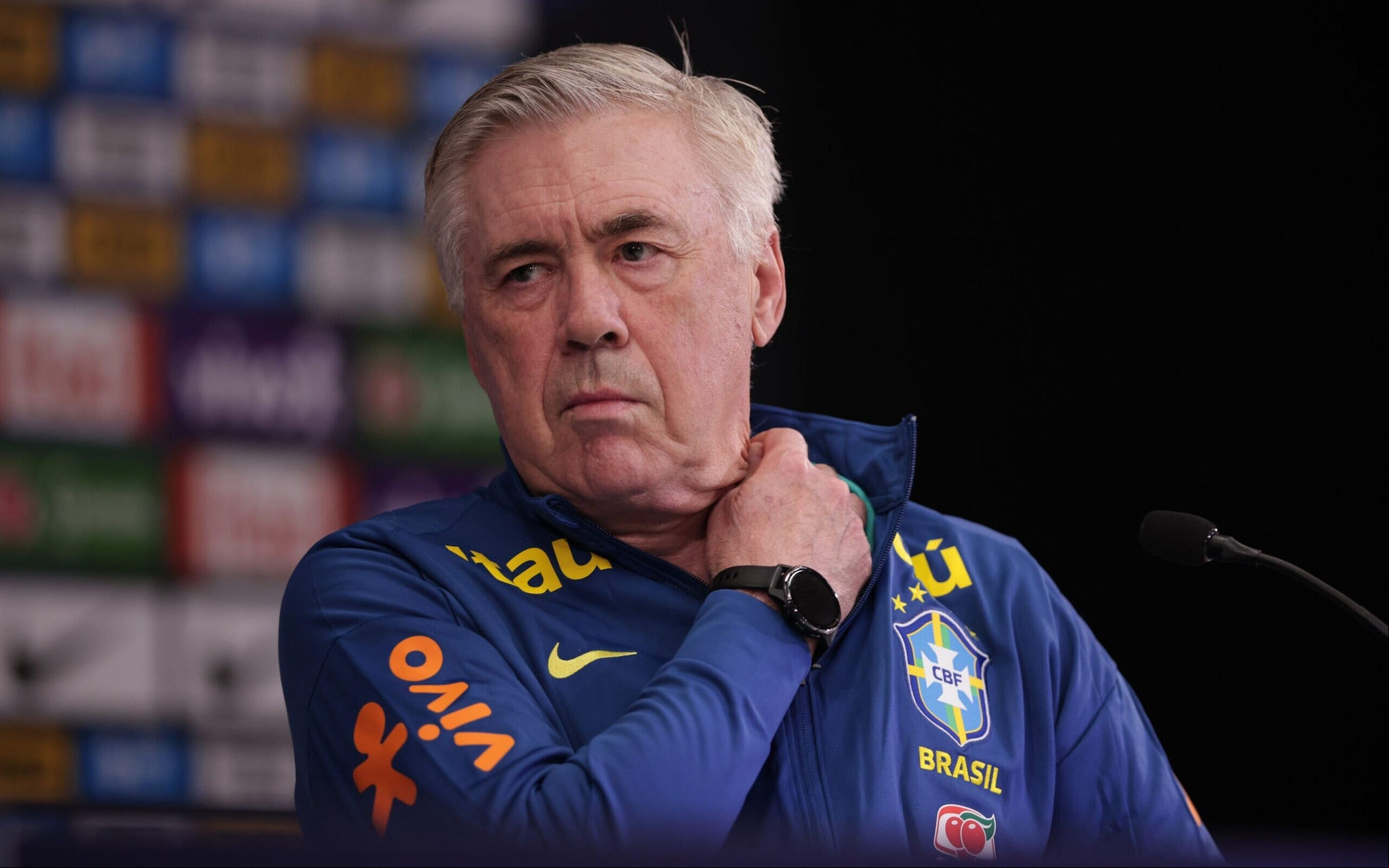 Carlo Ancelotti durante coletiva de imprensa (Foto: Ettore Chiereguini/AGIF)