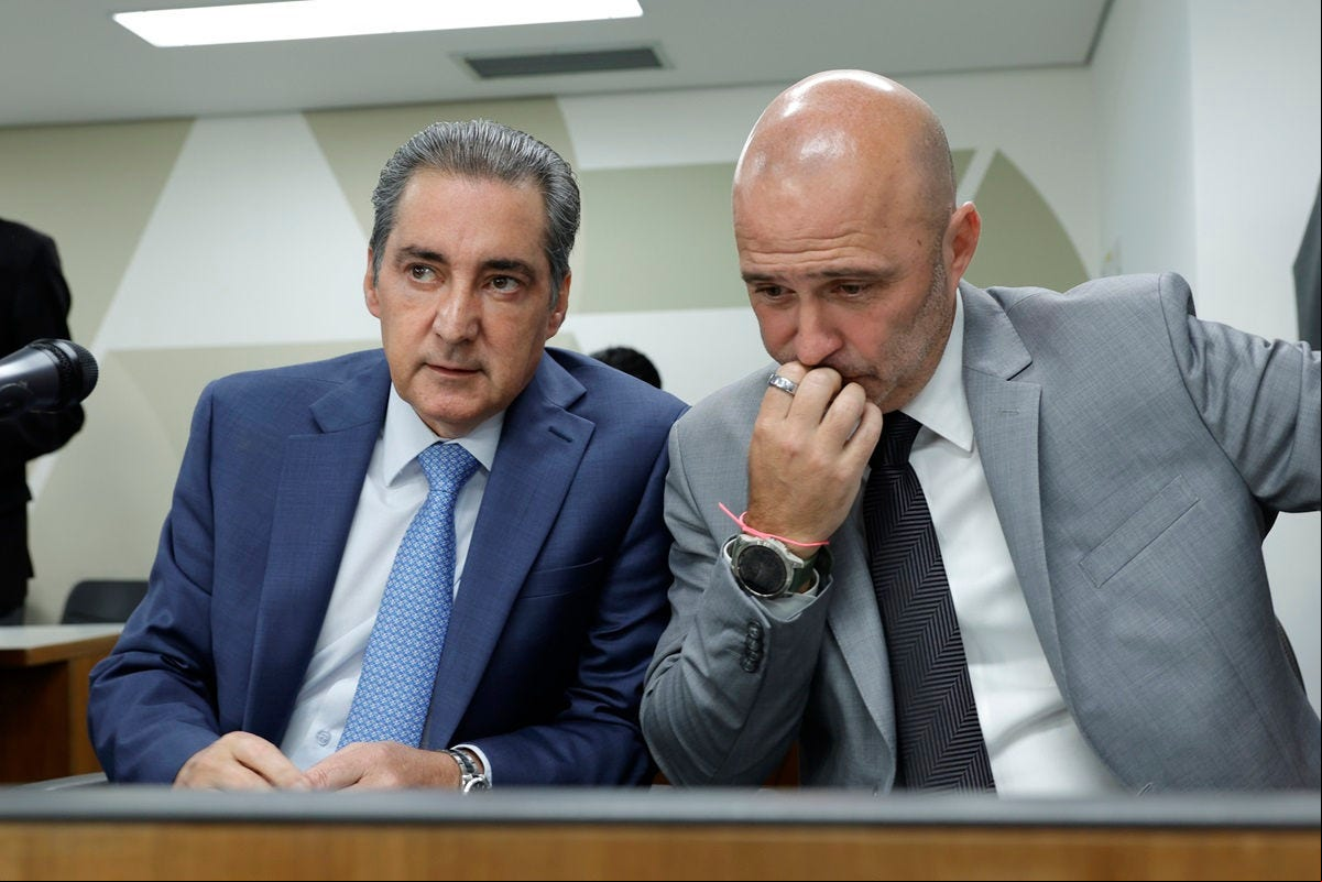 João Magalhães (deputado estadual MDB/MG), 
Gustavo Valadares (deputado estadual PMN/MG)