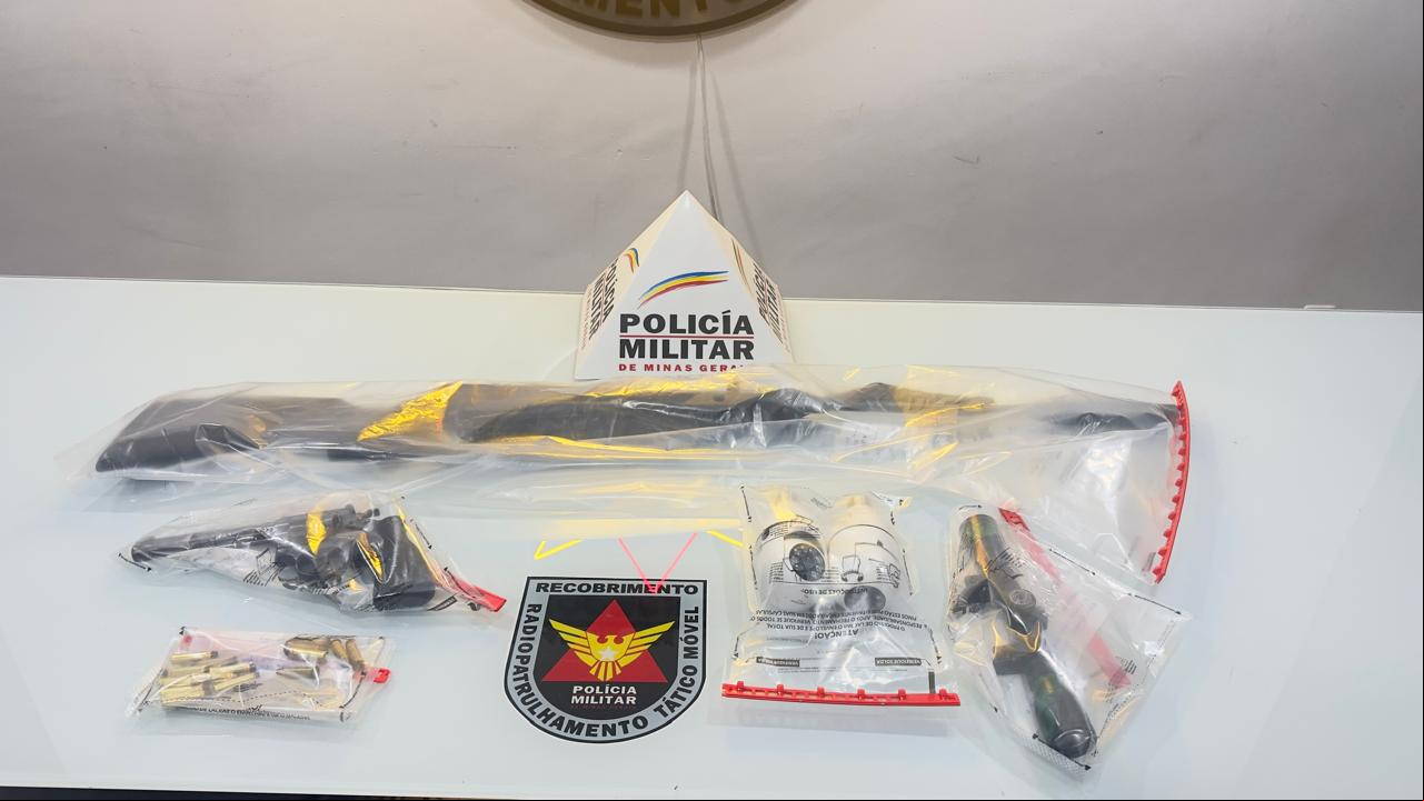 Revólver calibre 38 e espingarda de pressão foram encontrados na casa do rapaz