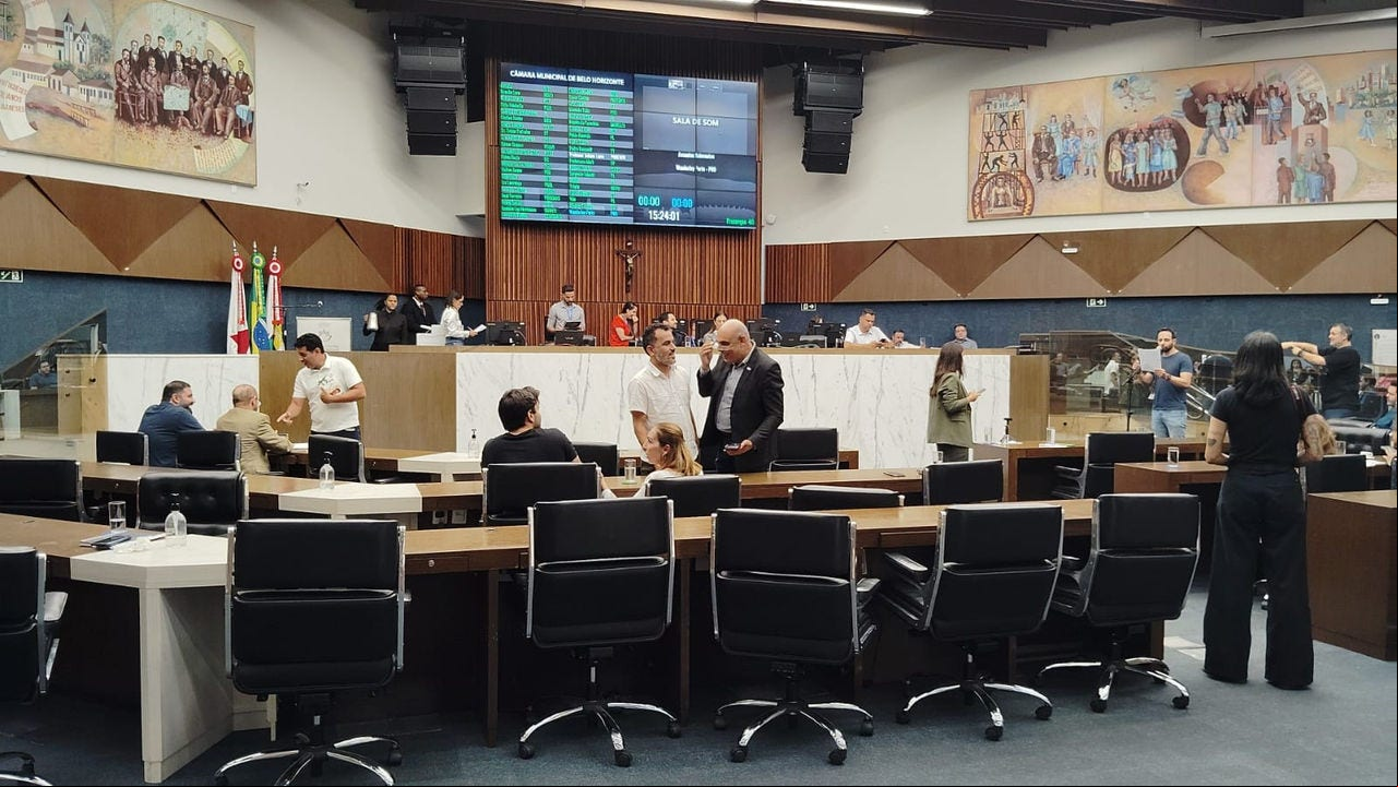 Sessão na Câmara dos Vereadores de Belo Horizonte nesta terça-feira (10 de junho)